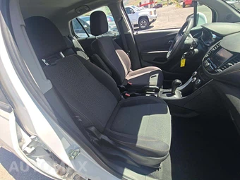 2020 Chevrolet Trax LS 1LS – miniatura 18