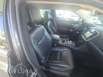 2020 Chrysler 300 Limited – miniatura 18