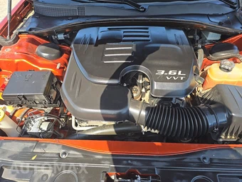 2020 Chrysler 300 Touring – miniatura 15