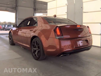 2020 Chrysler 300 Touring – miniatura 6