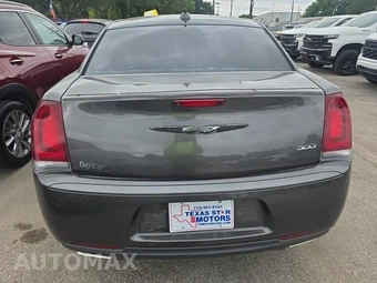 2020 Chrysler 300 Touring – miniatura 5