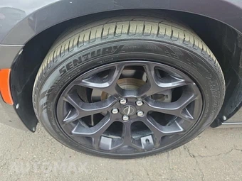 2020 Chrysler 300 Touring – miniatura 8