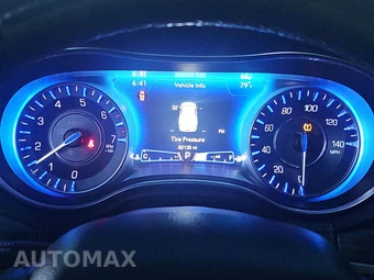 2020 Chrysler 300 Touring – miniatura 12