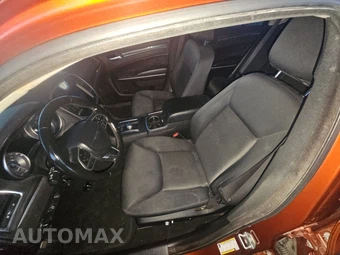 2020 Chrysler 300 Touring – miniatura 7