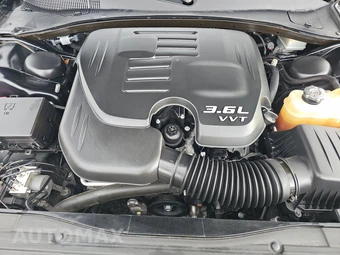 2020 Chrysler 300 Touring – miniatura 15