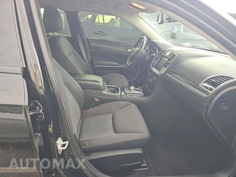 2020 Chrysler 300 Touring – miniatura 8