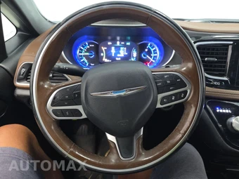 2020 Chrysler Pacifica Hybrid Limited 121.6" WB – miniatura 10
