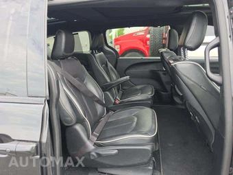 2020 Chrysler Pacifica Hybrid Limited 121.6" WB - miniatura 17