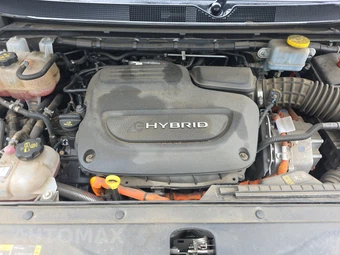 2020 Chrysler Pacifica Hybrid Touring L 121.6" WB - miniatura 16