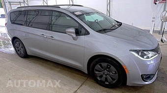 2020 Chrysler Pacifica Hybrid Touring L 121.6" WB - miniatura 3