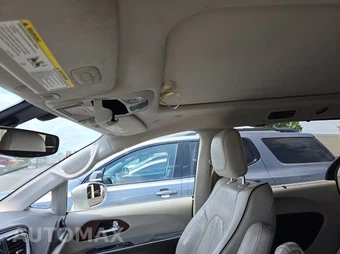 2020 Chrysler Pacifica Limited 121.6" WB - miniatura 14