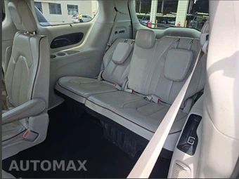 2020 Chrysler Pacifica Limited 121.6" WB - miniatura 16