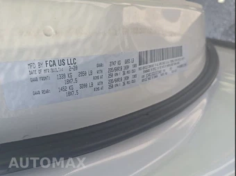 2020 Chrysler Pacifica Limited 121.6" WB - miniatura 17