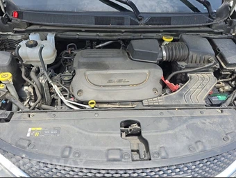 2020 Chrysler Pacifica Limited 121.6" WB - miniatura 18
