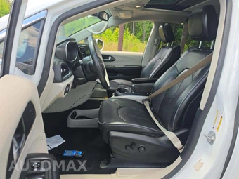 2020 Chrysler Pacifica Limited 121.6" WB – miniatura 6