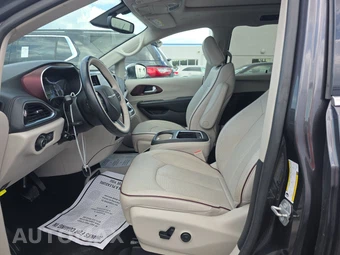 2020 Chrysler Pacifica Limited 121.6" WB – miniatura 7