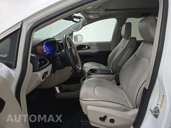 2020 Chrysler Pacifica Limited 121.6" WB – miniatura 7