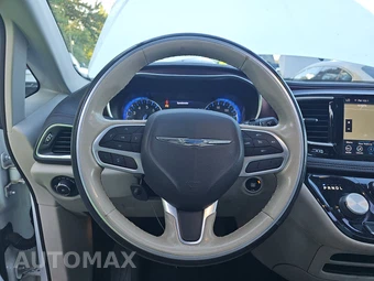 2020 Chrysler Pacifica Limited 121.6" WB – miniatura 10