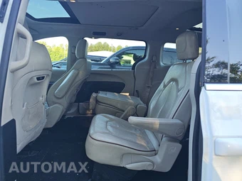 2020 Chrysler Pacifica Limited 121.6" WB – miniatura 13