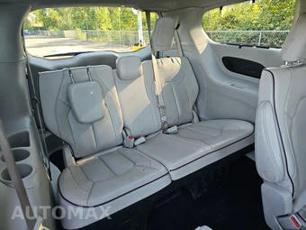 2020 Chrysler Pacifica Limited 121.6" WB – miniatura 14
