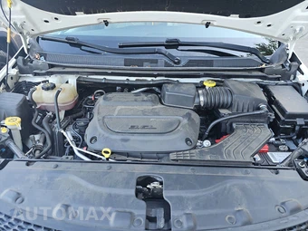 2020 Chrysler Pacifica Limited 121.6" WB – miniatura 16