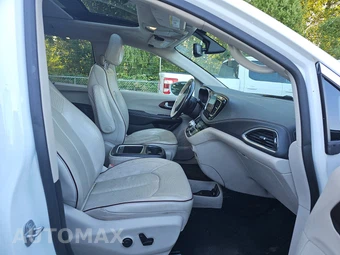 2020 Chrysler Pacifica Limited 121.6" WB – miniatura 8