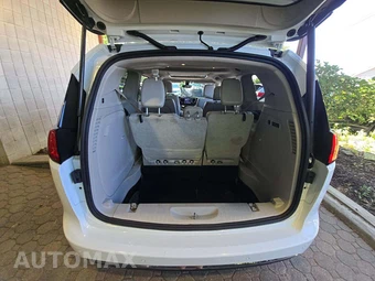 2020 Chrysler Pacifica Limited 121.6" WB – miniatura 15