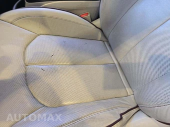 2020 Chrysler Pacifica Limited 121.6" WB – miniatura 23