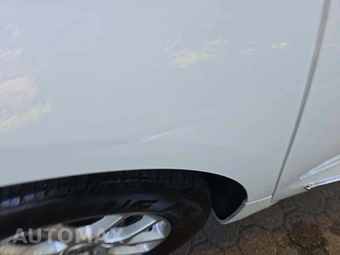 2020 Chrysler Pacifica Limited 121.6" WB – miniatura 26