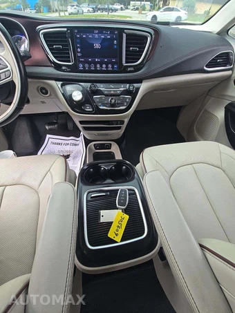 2020 Chrysler Pacifica Limited 121.6" WB – miniatura 10