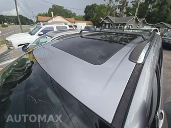 2020 Chrysler Pacifica Limited 121.6" WB – miniatura 12