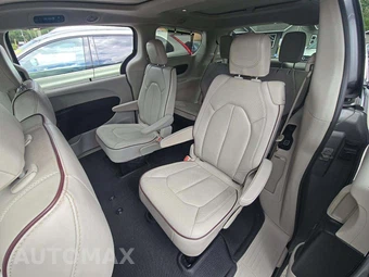 2020 Chrysler Pacifica Limited 121.6" WB – miniatura 13