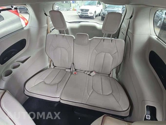 2020 Chrysler Pacifica Limited 121.6" WB – miniatura 14