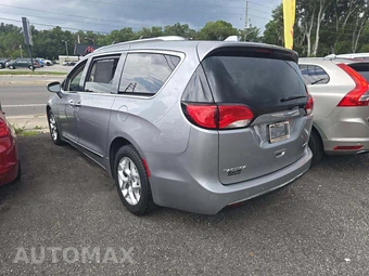 2020 Chrysler Pacifica Limited 121.6" WB – miniatura 2