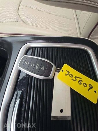 2020 Chrysler Pacifica Limited 121.6" WB – miniatura 8