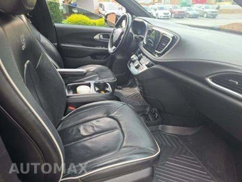 2020 Chrysler Pacifica Limited 121.6" WB - miniatura 19
