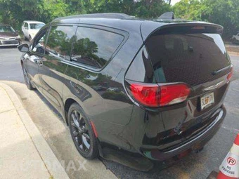 2020 Chrysler Pacifica Limited 121.6" WB - miniatura 2