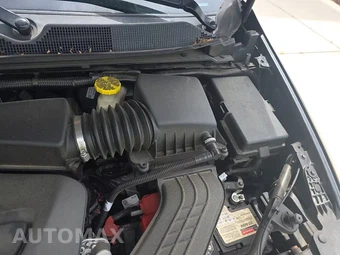 2020 Chrysler Pacifica Limited 121.6" WB - miniatura 25