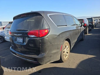 2020 Chrysler Pacifica Touring 121.6" WB - miniatura 4