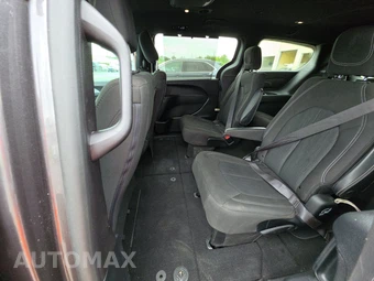 2020 Chrysler Pacifica Touring 121.6" WB - miniatura 13