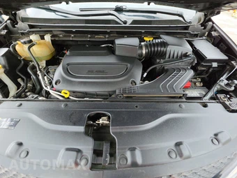 2020 Chrysler Pacifica Touring 121.6" WB - miniatura 16