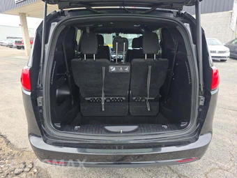 2020 Chrysler Pacifica Touring 121.6" WB – miniatura 12