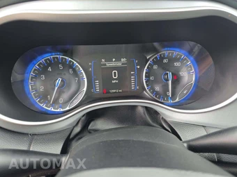 2020 Chrysler Pacifica Touring 121.6" WB – miniatura 6