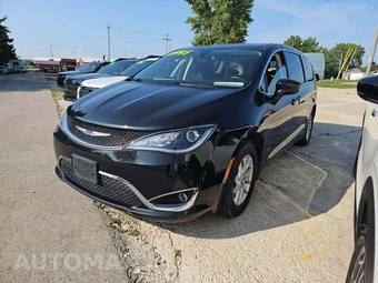 2020 Chrysler Pacifica Touring 121.6" WB