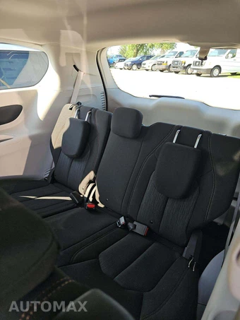 2020 Chrysler Pacifica Touring 121.6" WB - miniatura 14