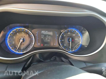 2020 Chrysler Pacifica Touring 121.6" WB - miniatura 9