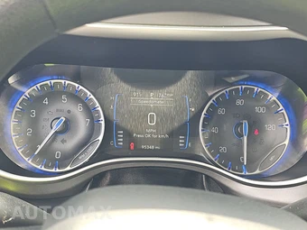 2020 Chrysler Pacifica Touring 121.6" WB – miniatura 12