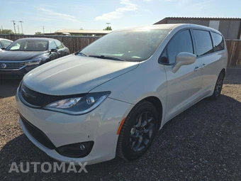 2020 Chrysler Pacifica Touring 121.6" WB