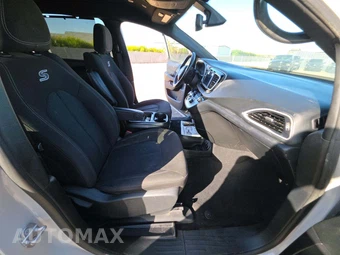 2020 Chrysler Pacifica Touring 121.6" WB - miniatura 19