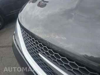 2020 Chrysler Pacifica Touring L 121.6" WB – miniatura 21